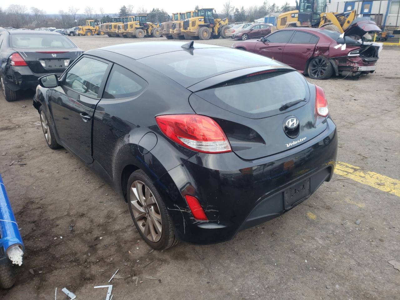 Photo 3 from auction – 2016 HYUNDAI VELOSTER with VIN KMHTC6AD4GU275832