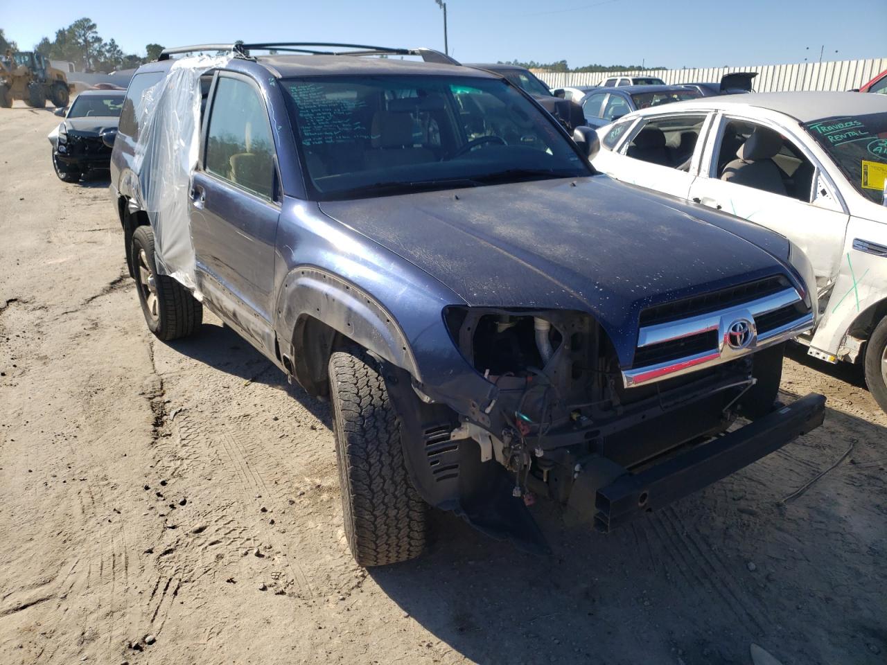 TOYOTA 4RUNNER SR 2005 with VIN JTEZU14R458037485 - Photo from auction