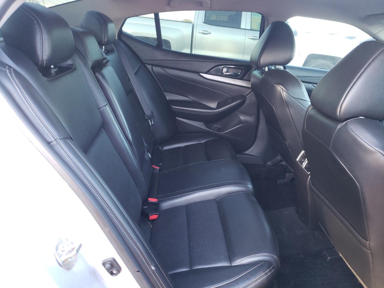 Photo 6 from auction – 2018 NISSAN MAXIMA 3.5 with VIN 1N4AA6AP7JC376331