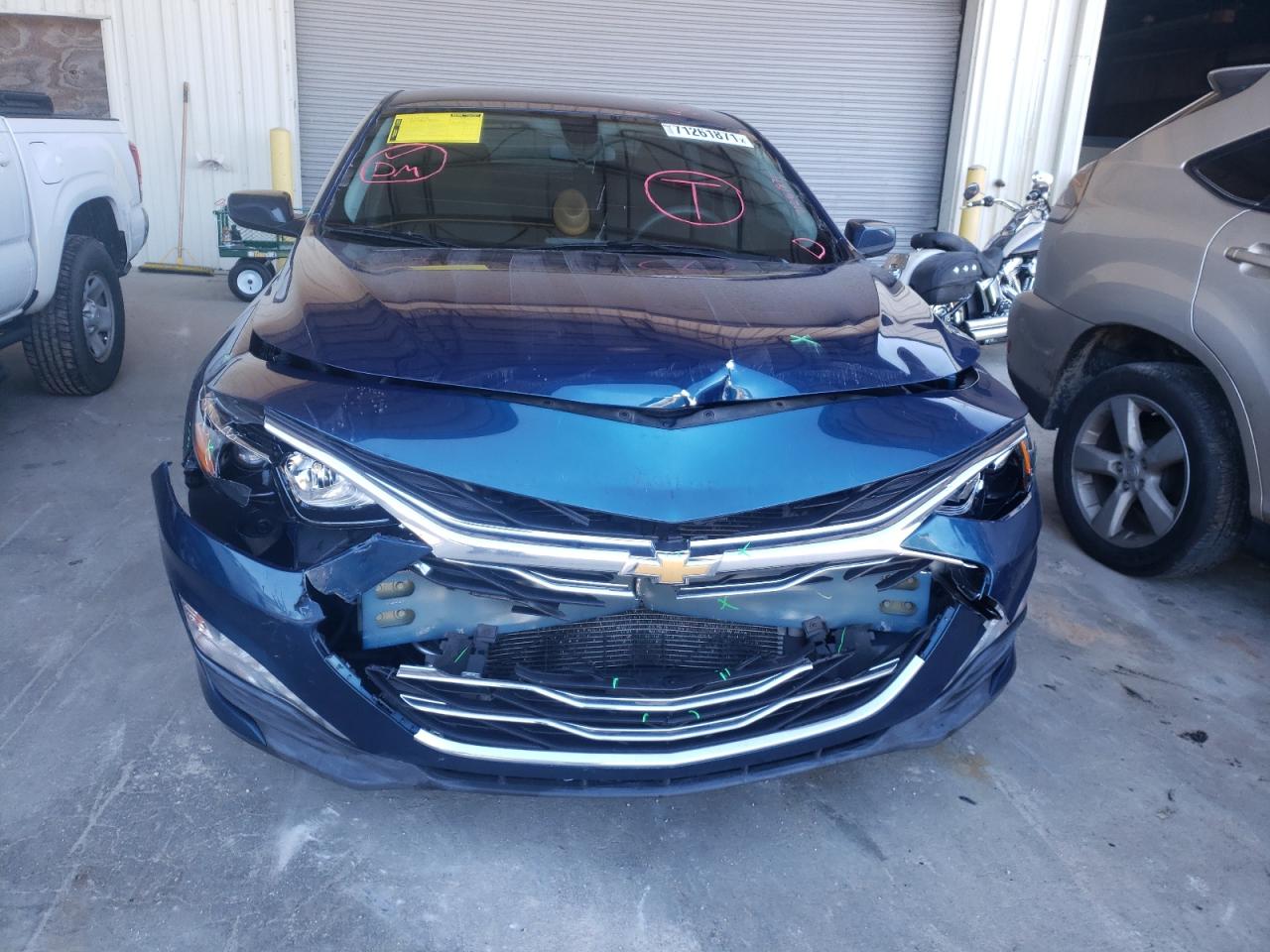 Photo 9 from auction – 2019 CHEVROLET MALIBU LT with VIN 1G1ZD5ST6KF160585