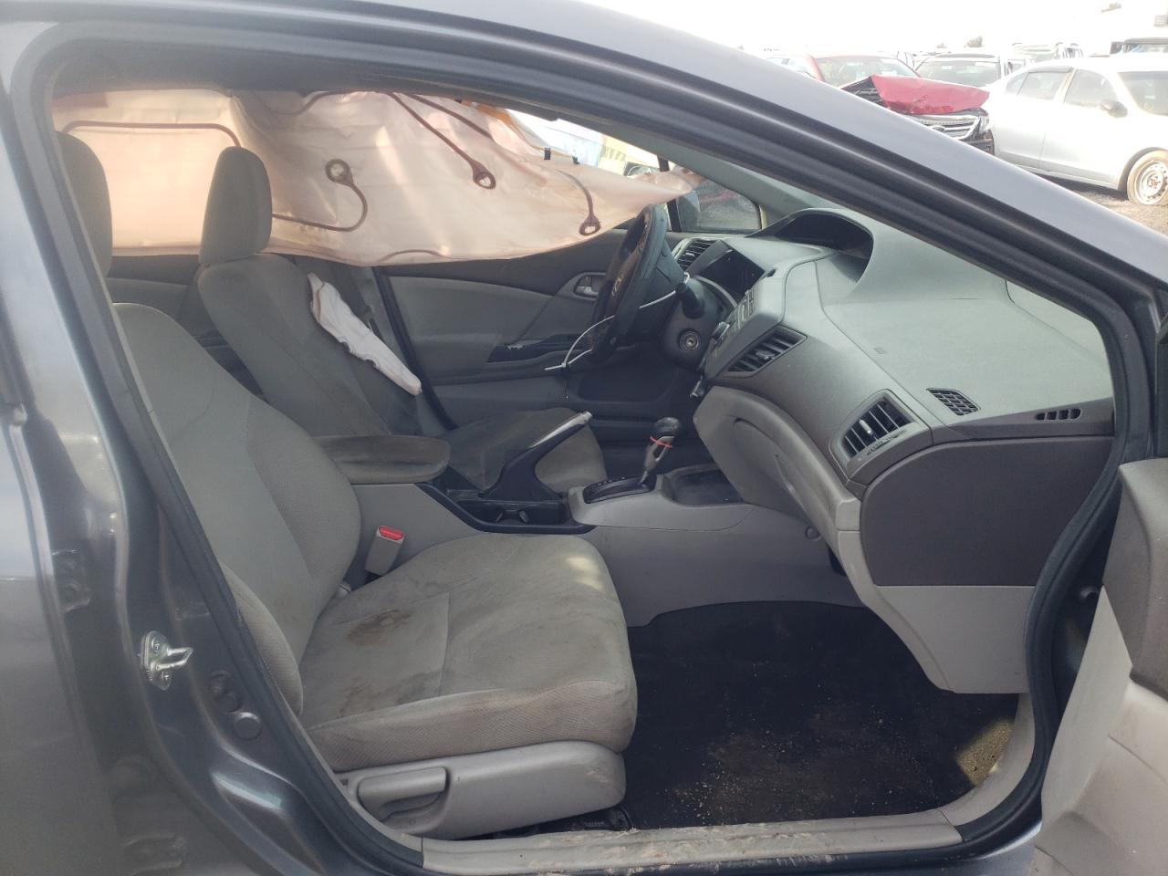 Photo 5 from auction – 2012 HONDA CIVIC LX with VIN 2HGFB2F58CH320560