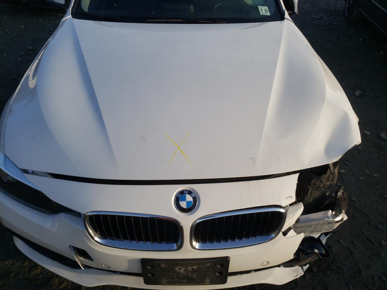 Photo 7 from auction – 2016 BMW 320 XI with VIN WBA8A3C51GK689678