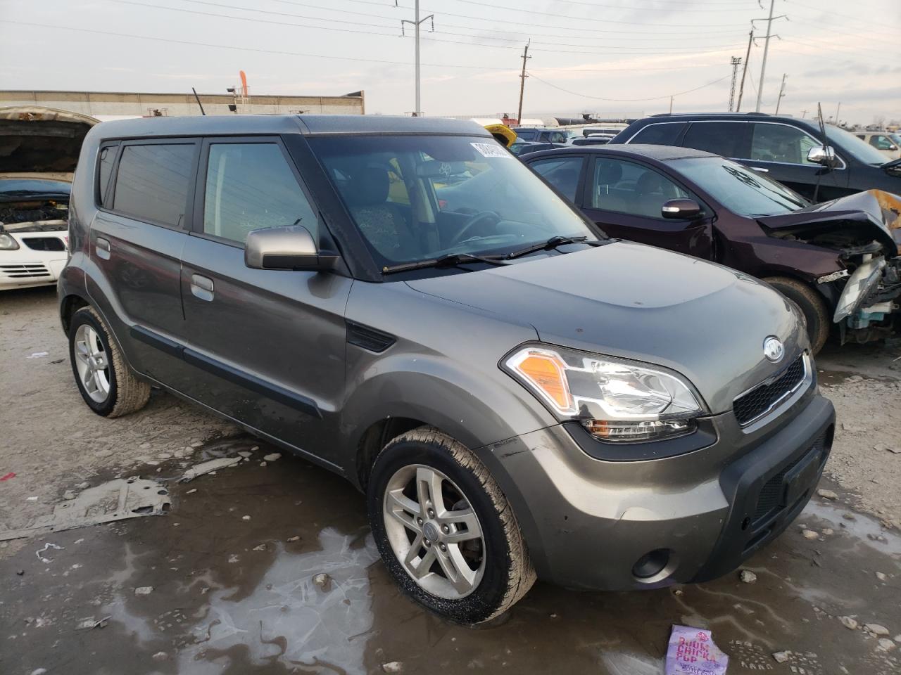 KIA SOUL + 2010 with VIN KNDJT2A20A7116217 - Photo from auction
