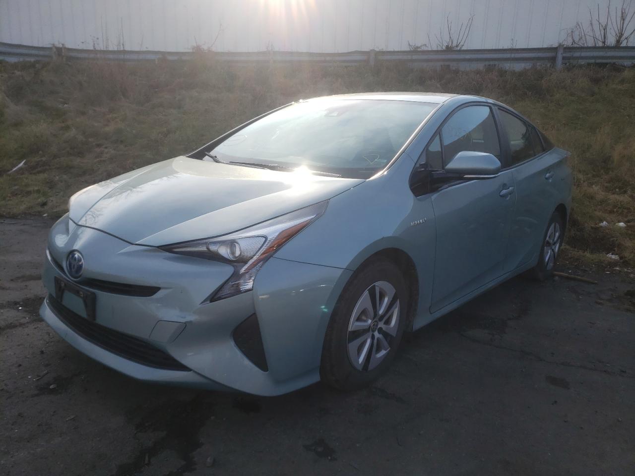 Photo 2 from auction – 2017 TOYOTA PRIUS with VIN JTDKARFU3H3035730