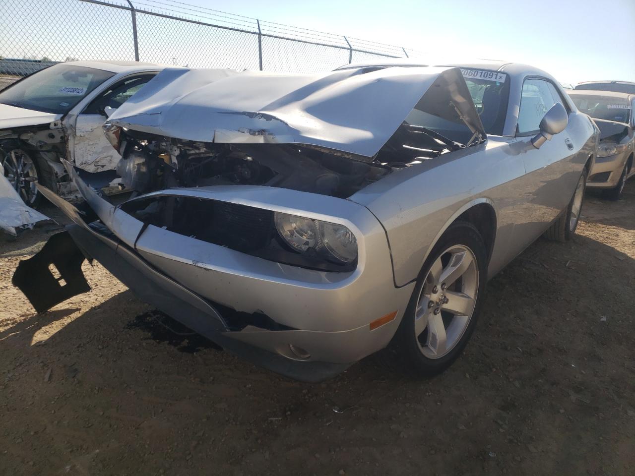 Photo 2 from auction – 2010 DODGE CHALLENGER with VIN 2B3CJ4DV0AH137431