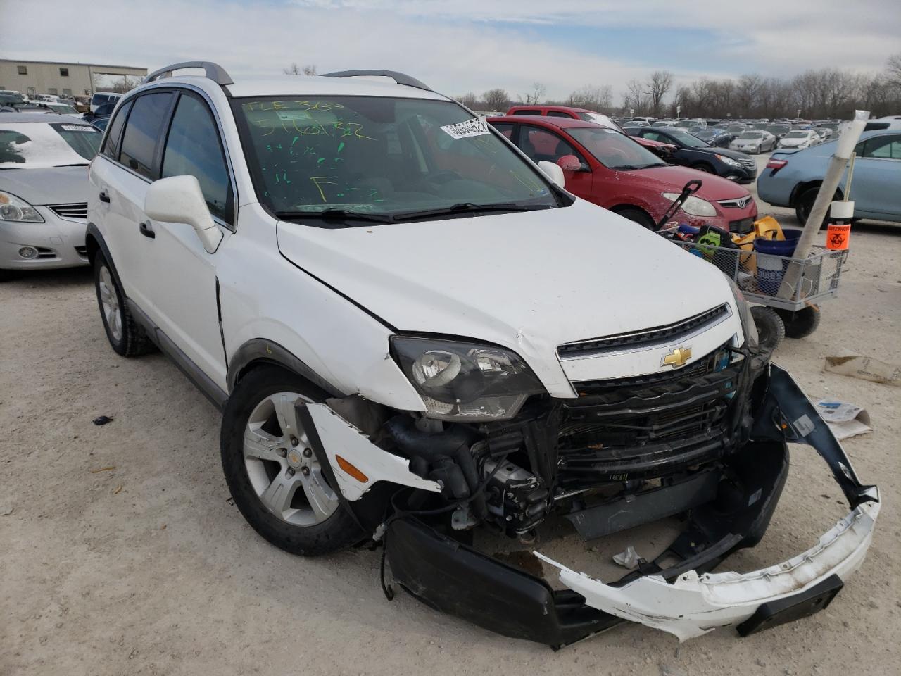 CHEVROLET CAPTIVA LS 2015 with VIN 3GNAL2EK6FS516132 - Photo from auction