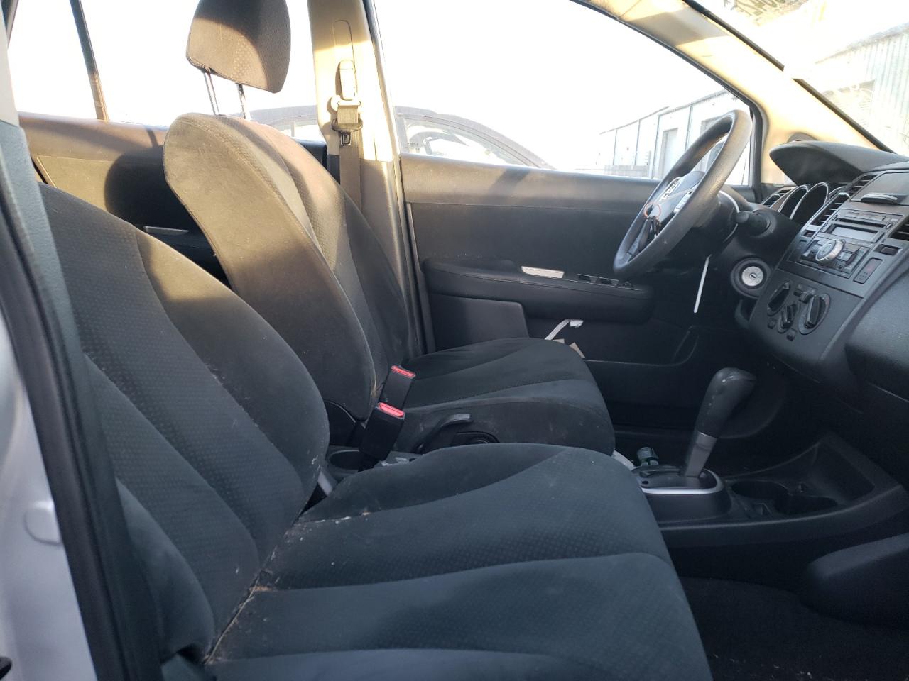 Photo 5 from auction – 2011 NISSAN VERSA S with VIN 3N1BC1AP0BL423798