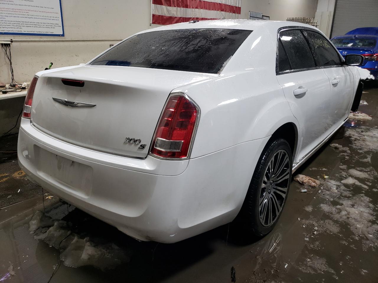 Photo 4 from auction – 2013 CHRYSLER 300 S with VIN 2C3CCABG9DH740110