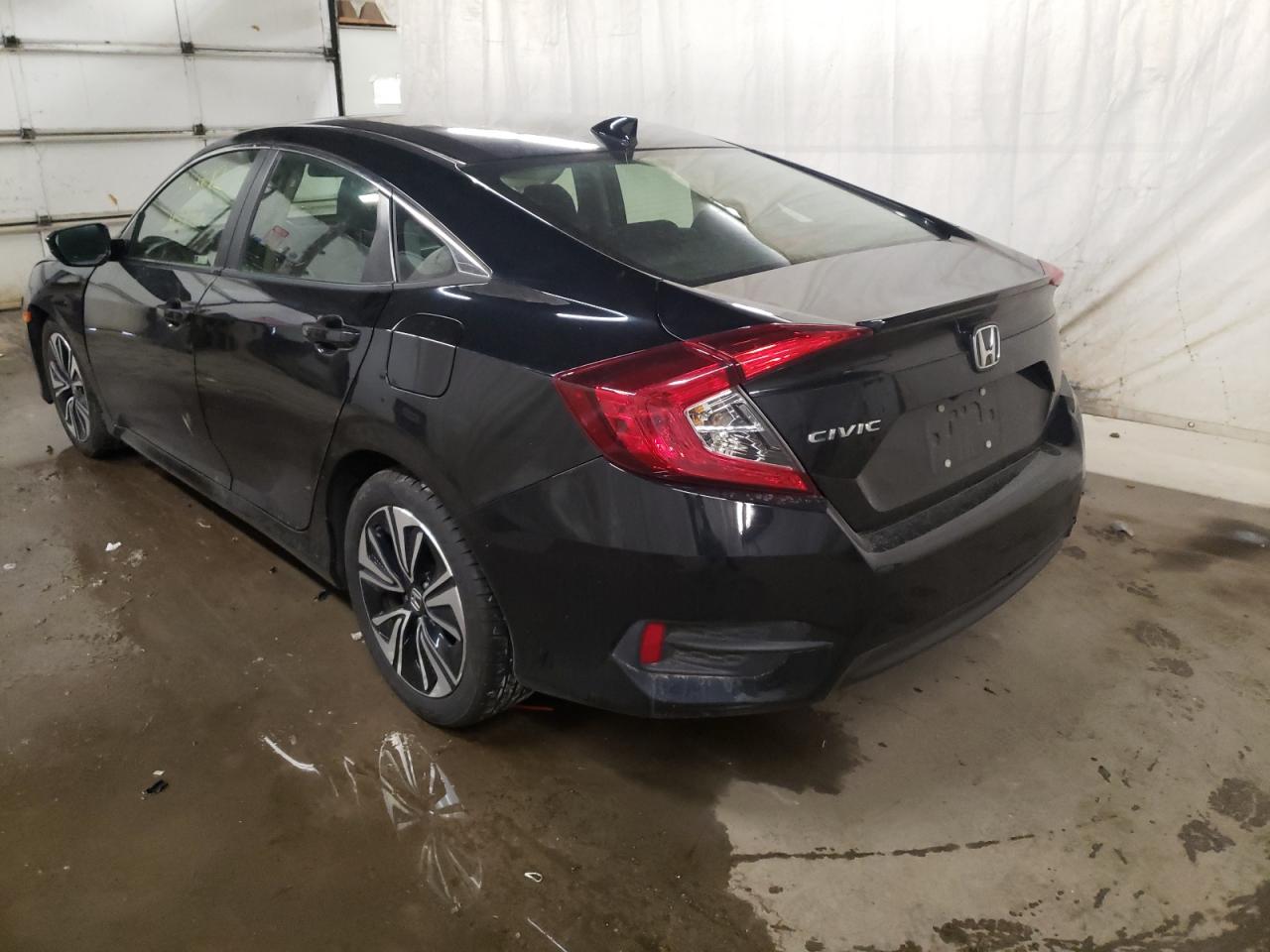 Photo 3 from auction – 2018 HONDA CIVIC EX with VIN JHMFC1F31JX024999