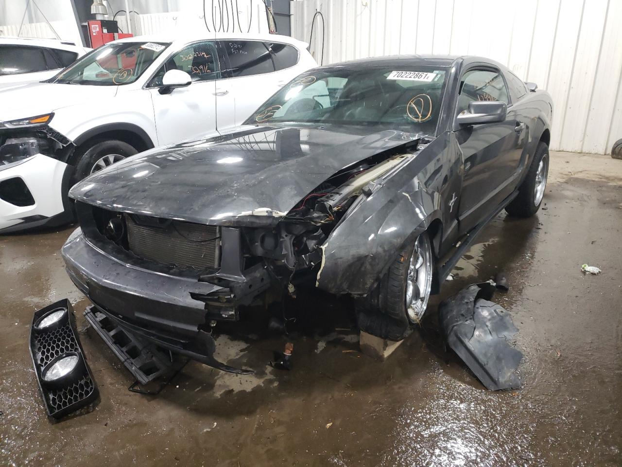 Photo 2 from auction – 2007 FORD MUSTANG with VIN 1ZVHT80N975262985