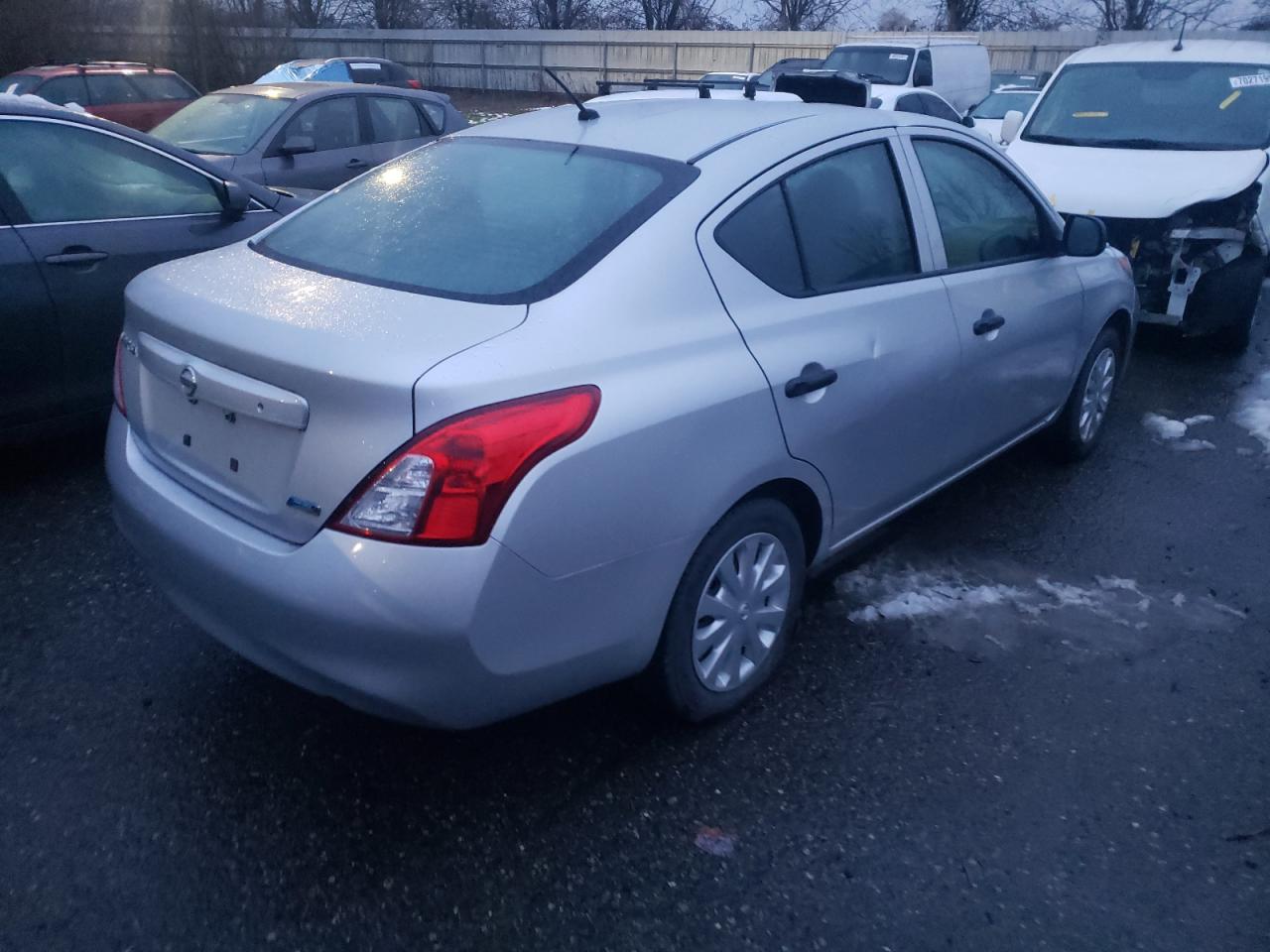 Photo 4 from auction – 2014 NISSAN VERSA S with VIN 3N1CN7AP9EL838530