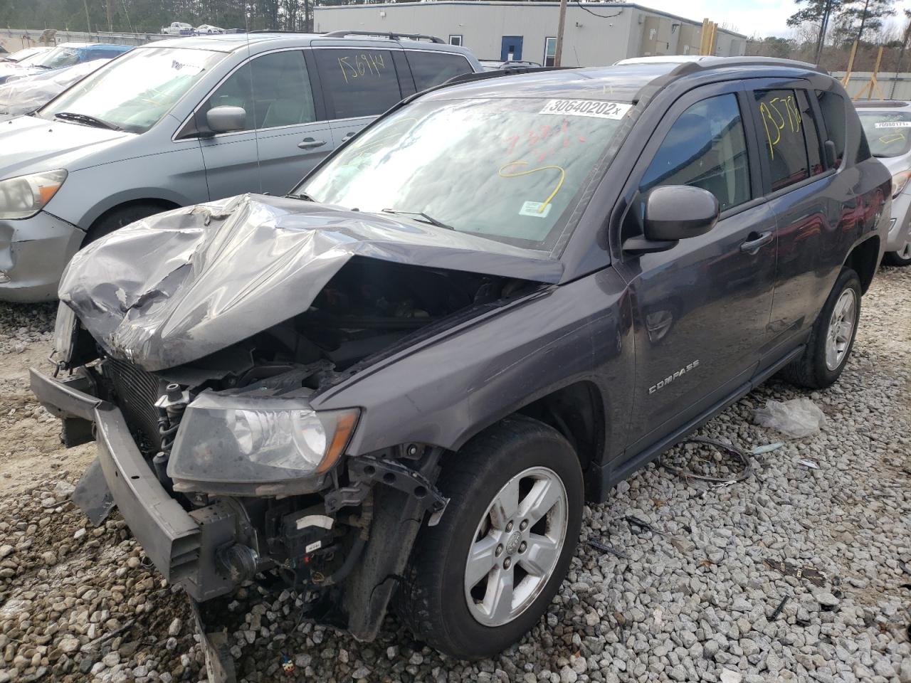 Photo 2 from auction – 2015 JEEP COMPASS LA with VIN 1C4NJCEA2FD437327