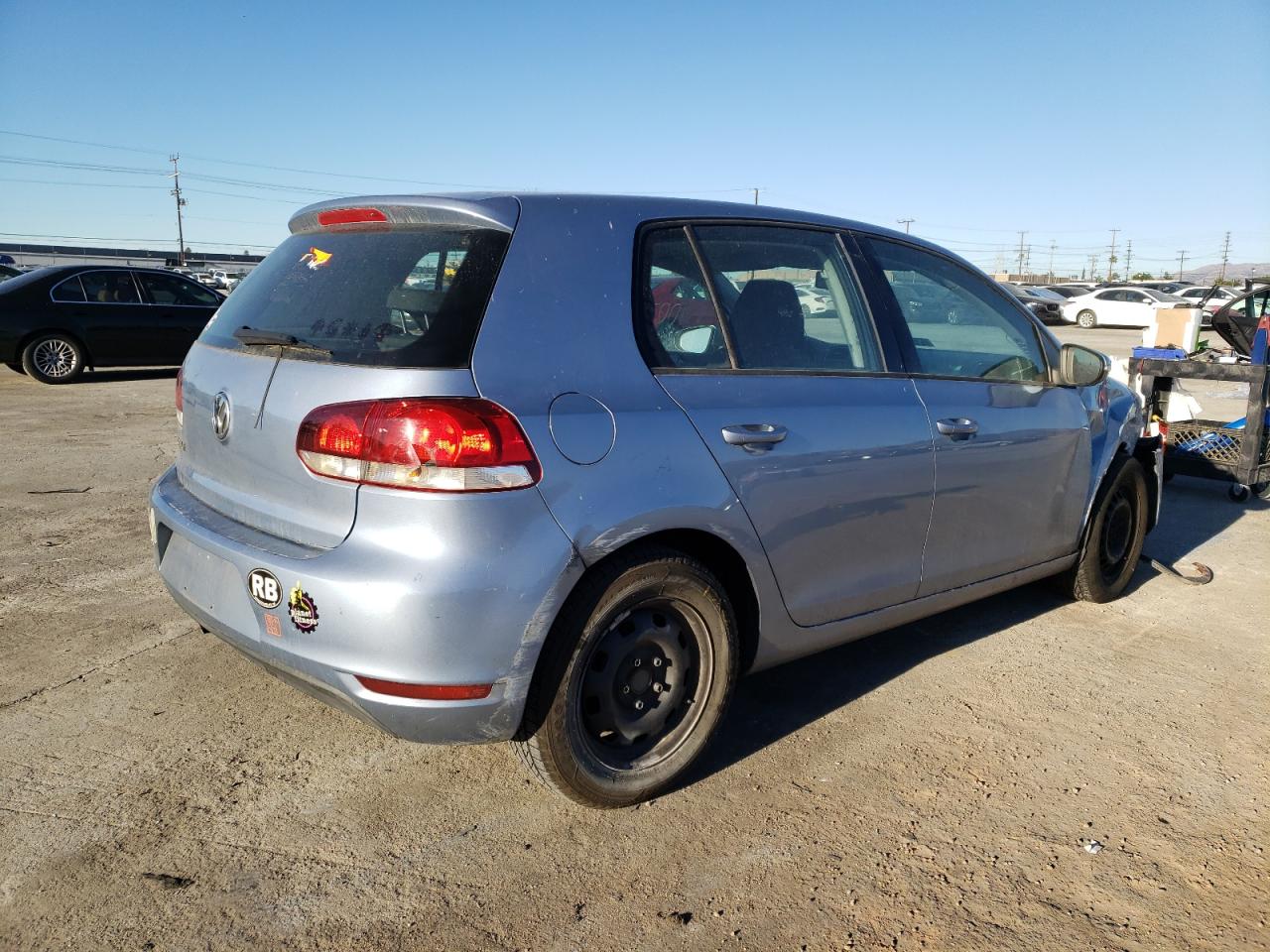 Photo 4 from auction – 2010 VOLKSWAGEN GOLF with VIN WVWDB7AJ9AW331072