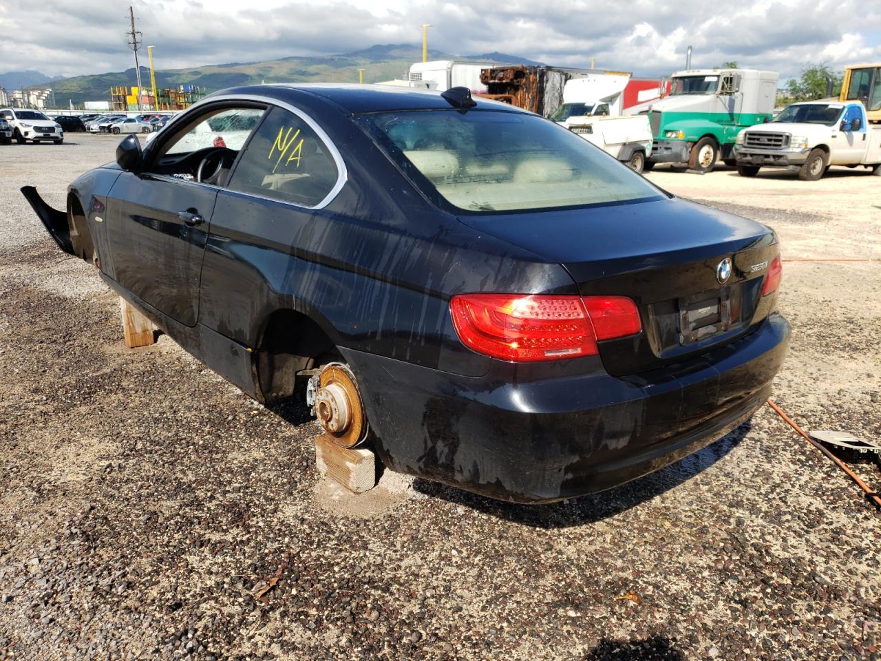 Photo 3 from auction – 2013 BMW 328 I with VIN WBAKE3C56DE771765