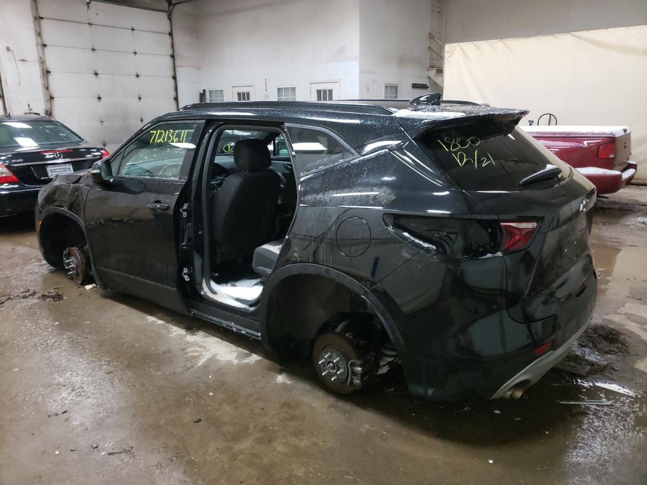 Photo 3 from auction – 2020 CHEVROLET BLAZER 2LT with VIN 3GNKBHR44LS605361