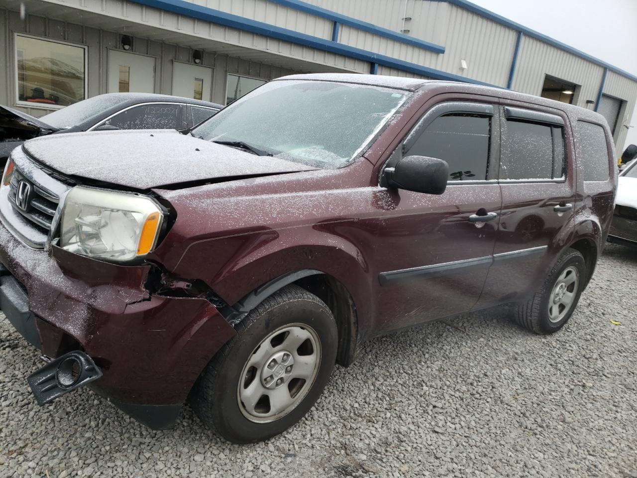 Photo 2 from auction – 2013 HONDA PILOT LX with VIN 5FNYF3H21DB039504