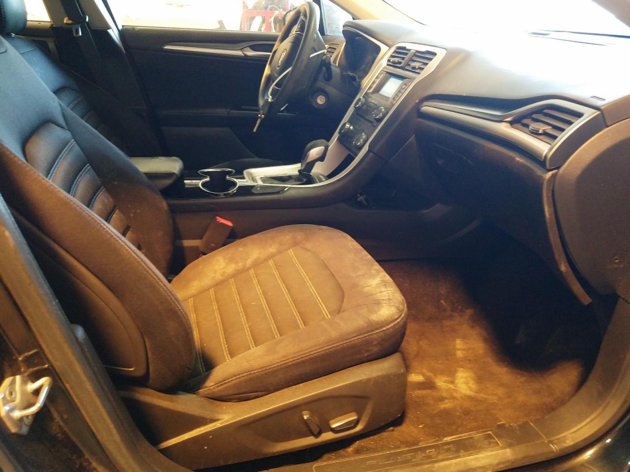 Photo 5 from auction – 2015 FORD FUSION SE with VIN 3FA6P0H74FR184574