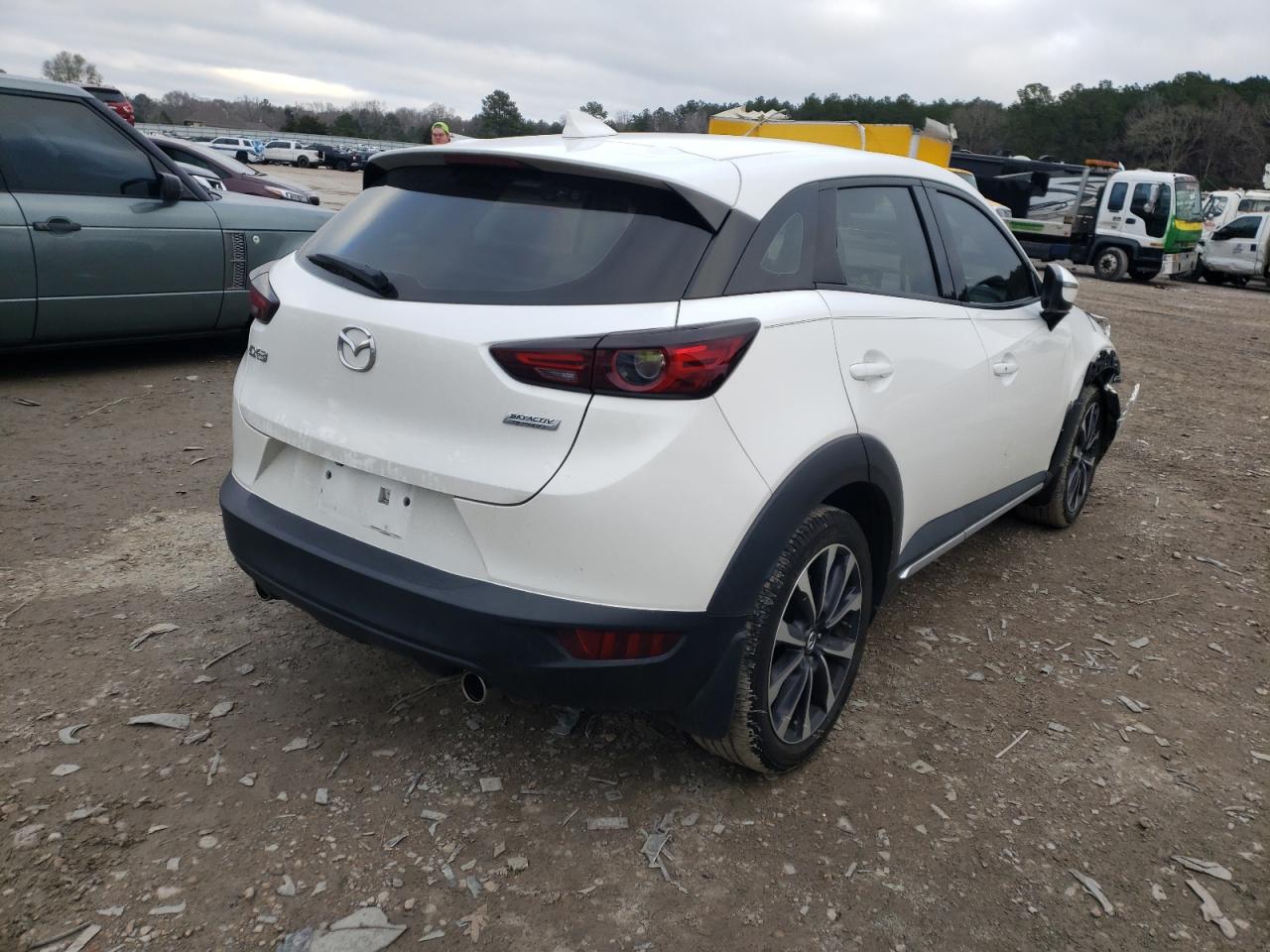 Photo 4 from auction – 2019 MAZDA CX-3 GRAND with VIN JM1DKDD70K1456717
