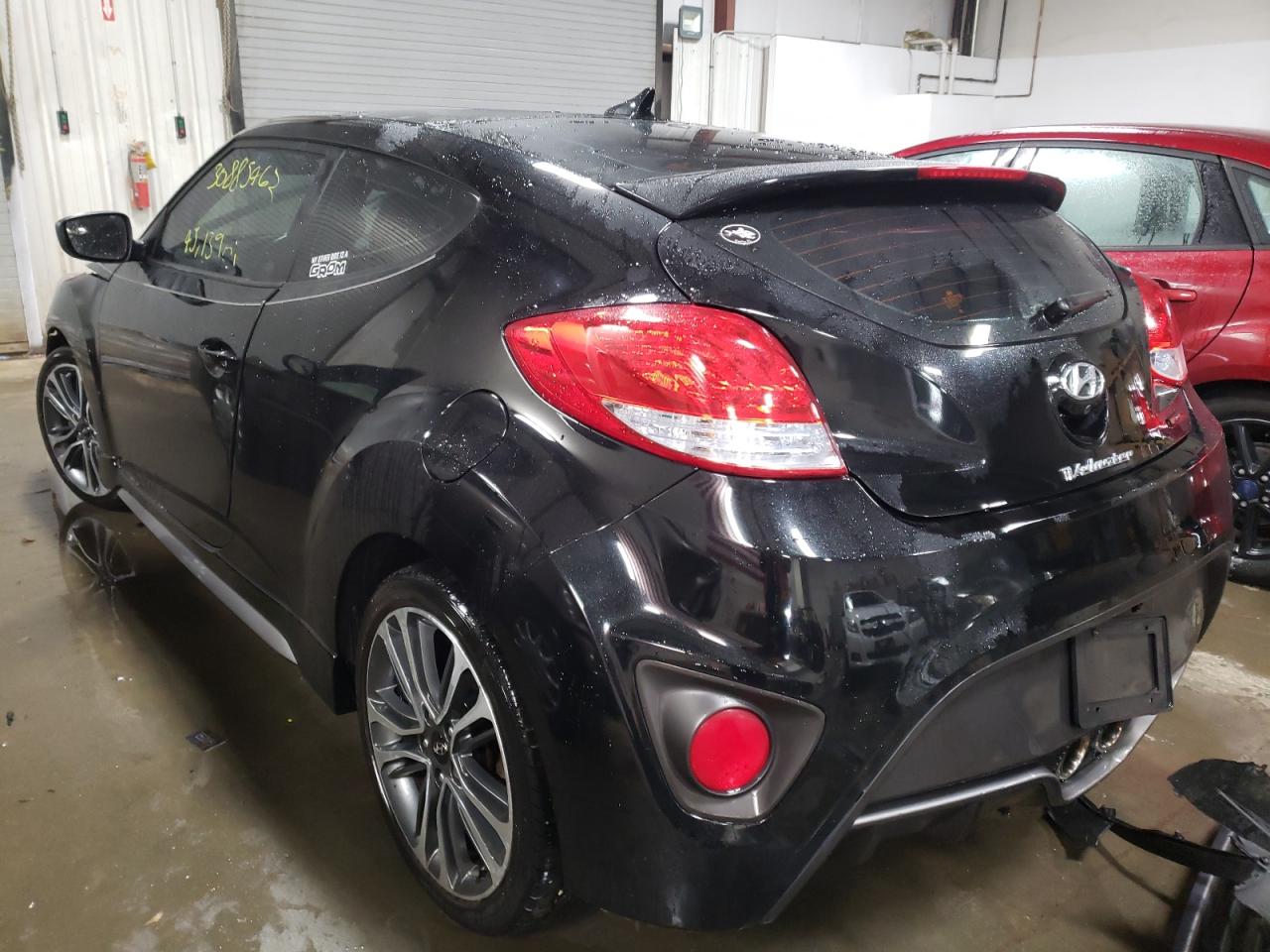 Photo 3 from auction – 2016 HYUNDAI VELOSTER T with VIN KMHTC6AE9GU297964