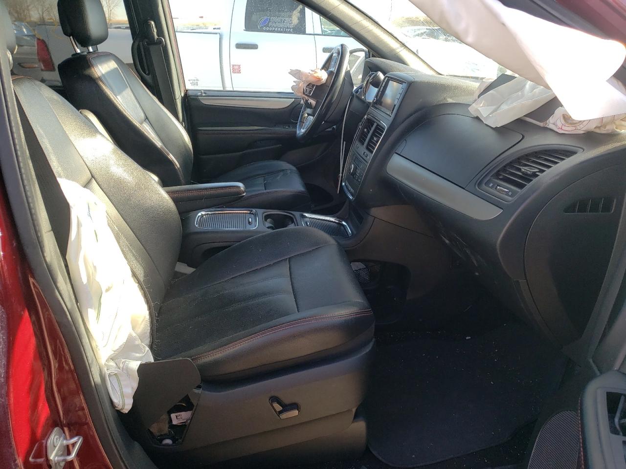 Photo 5 from auction – 2019 DODGE GRAND CARA with VIN 2C4RDGEG8KR614197