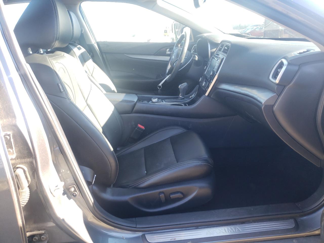 Photo 5 from auction – 2017 NISSAN MAXIMA 3.5 with VIN 1N4AA6AP1HC425520