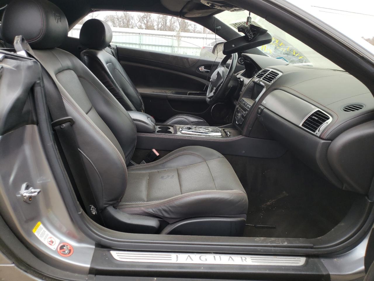 Photo 5 from auction – 2015 JAGUAR XKR with VIN SAJWA4EC2FMB56161