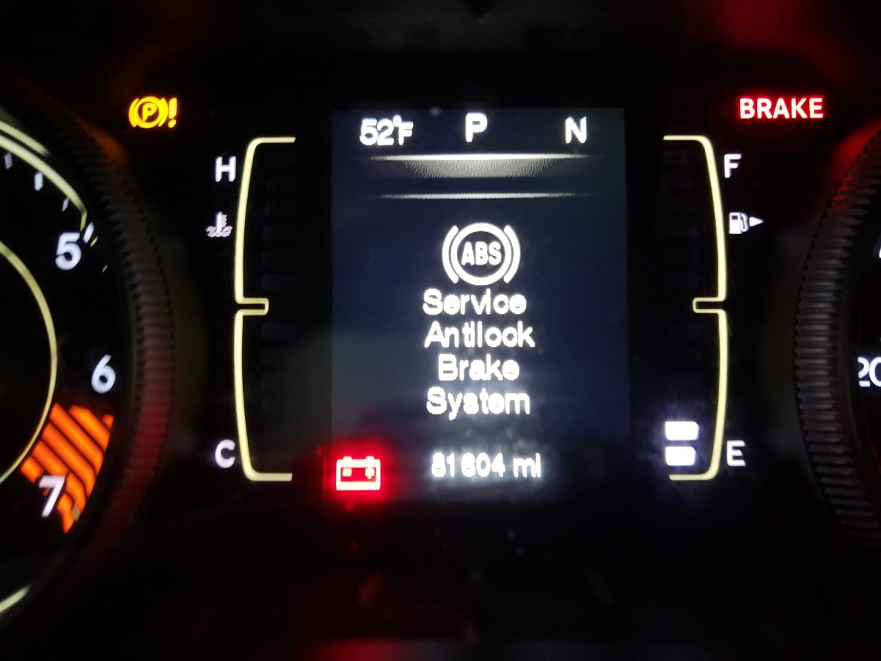 Foto 8 de la subasta – 2014 JEEP CHEROKEE L con VIN 1C4PJMCB2EW169974