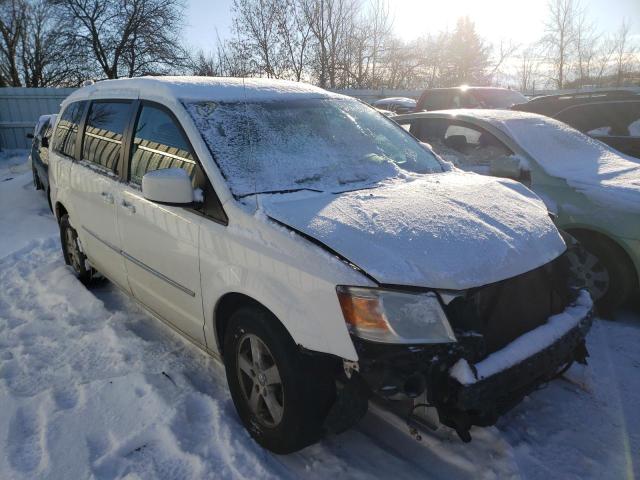 DODGE GRAND CARA 2010 with VIN 2D4RN5D11AR475711 - Photo from auction
