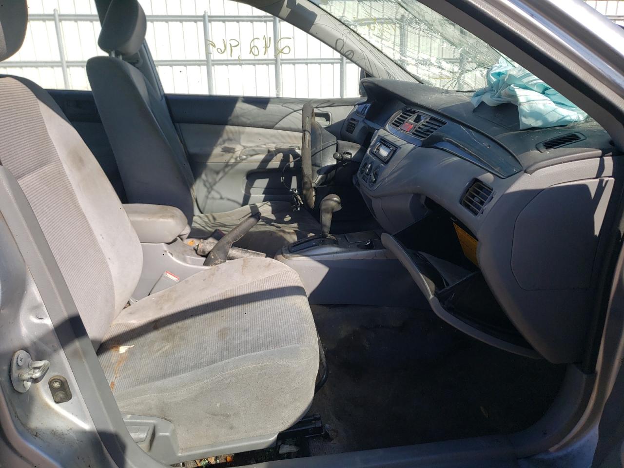 Photo 5 from auction – 2004 MITSUBISHI LANCER ES with VIN JA3AJ26EX4U018406
