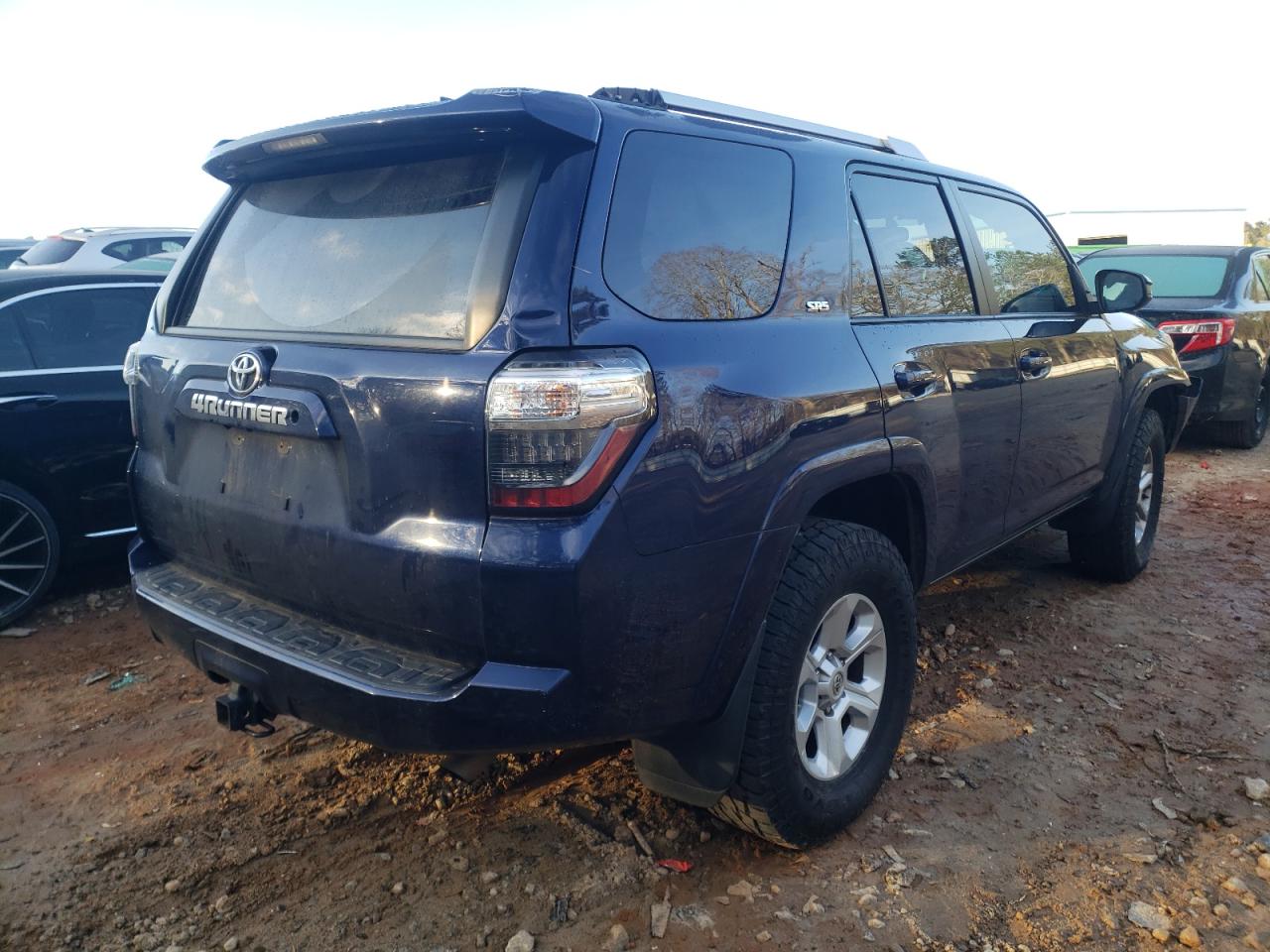 Photo 4 from auction – 2016 TOYOTA 4RUNNER SR with VIN JTEBU5JR2G5354442