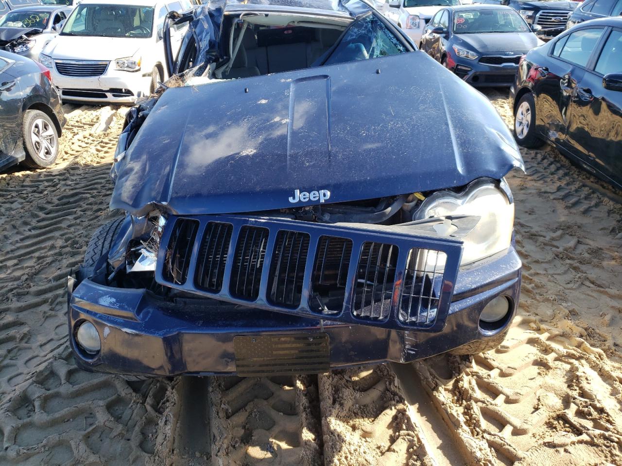 Photo 7 from auction – 2005 JEEP GRAND CHER with VIN 1J4HR48N15C732170