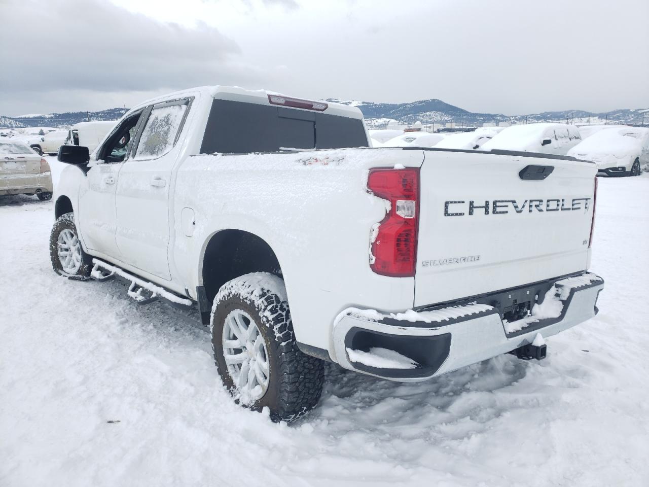 Photo 3 from auction – 2020 CHEVROLET SILVERADO with VIN 3GCUYDED2LG257898