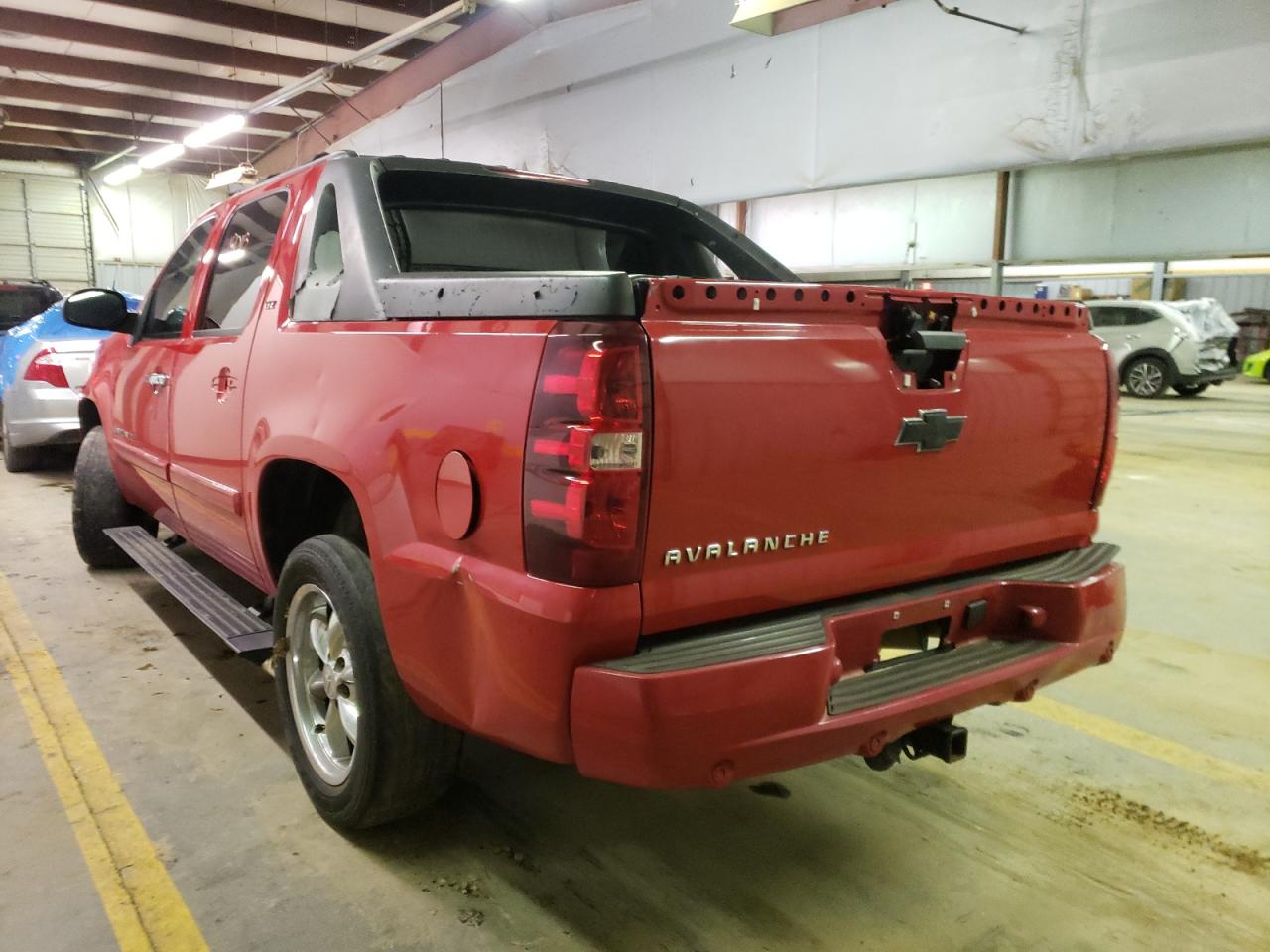 Photo 3 from auction – 2007 CHEVROLET AVALANCHE with VIN 3GNFK12Y77G312763