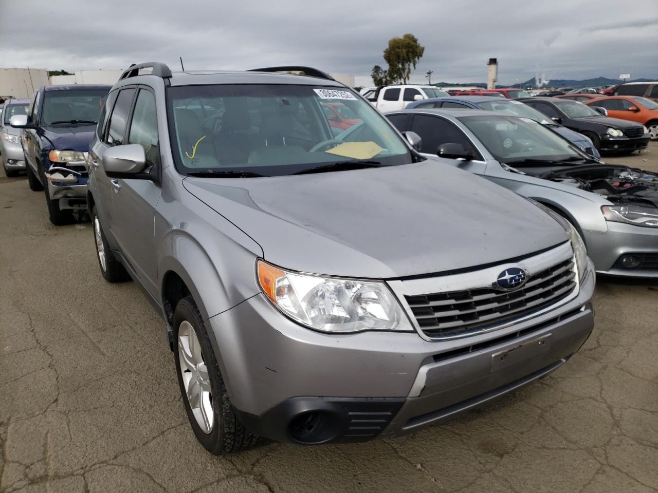 SUBARU FORESTER 2 2009 with VIN JF2SH63649H744205 - Photo from auction