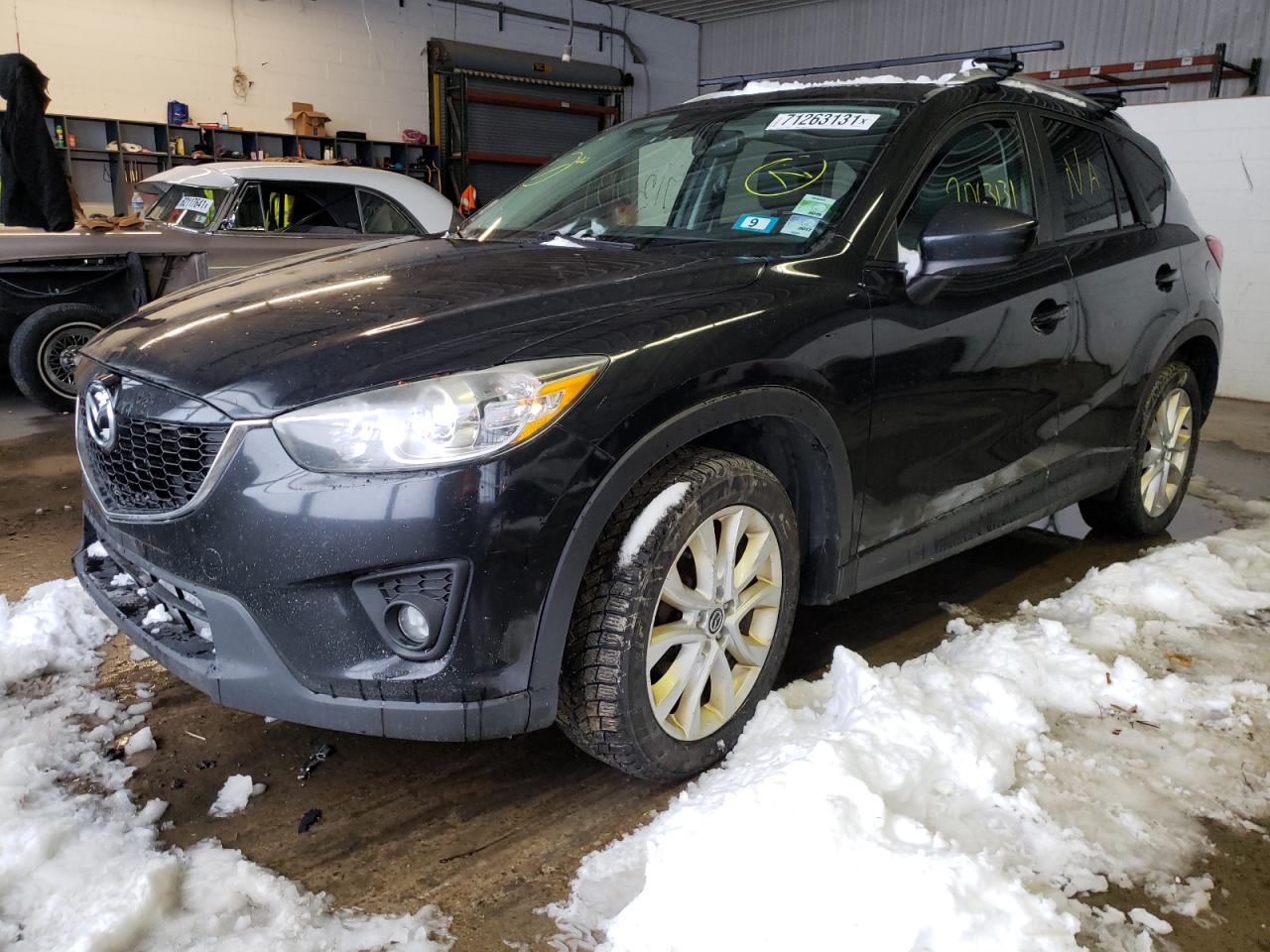 Photo 2 from auction – 2013 MAZDA CX-5 GT with VIN JM3KE4DE0D0136598