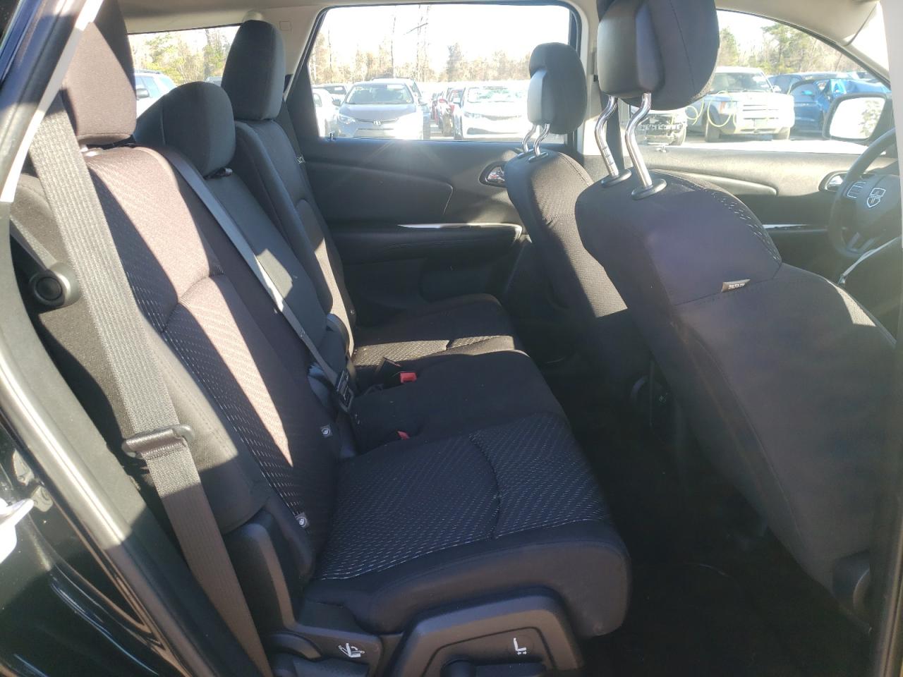 Photo 6 from auction – 2015 DODGE JOURNEY SE with VIN 3C4PDCAB0FT591723