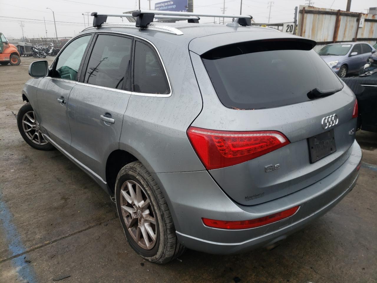 Photo 3 from auction – 2011 AUDI Q5 PREMIUM with VIN WA1CFBFP3BA078520