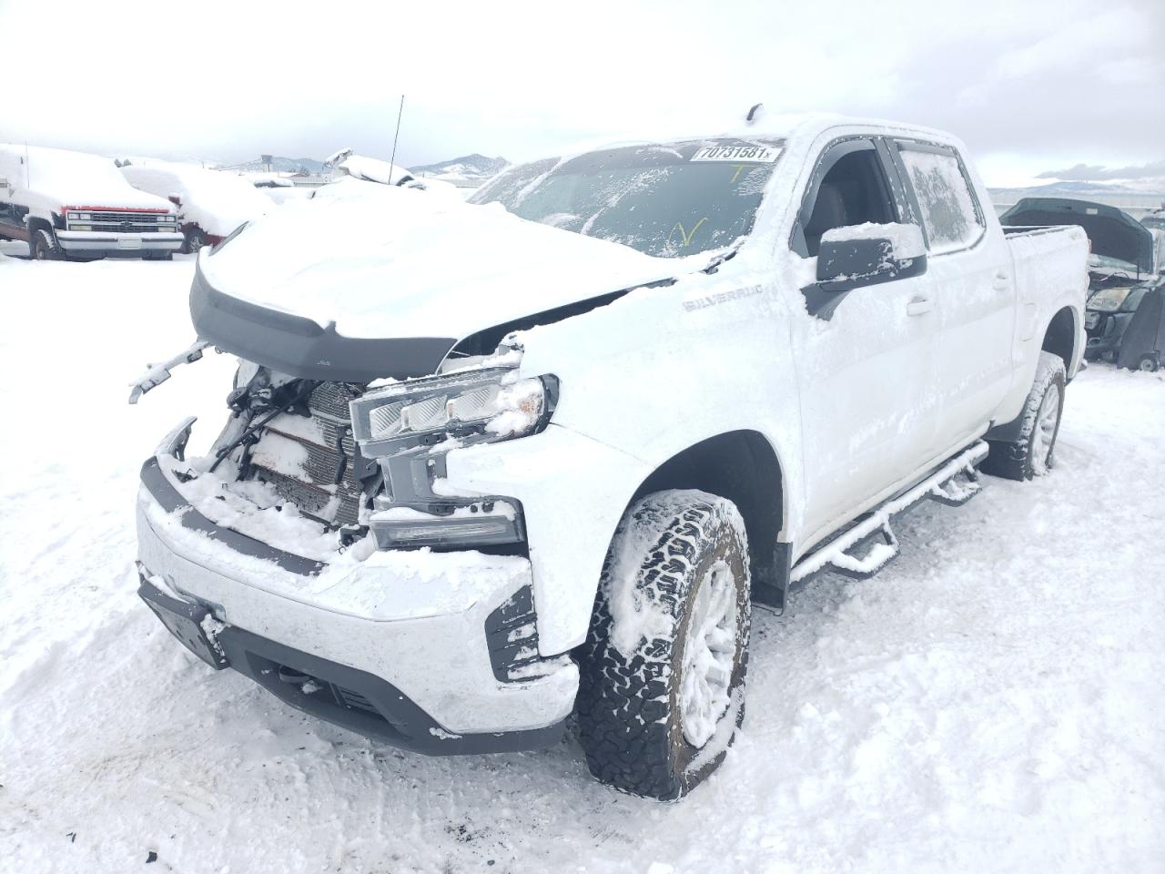 Photo 2 from auction – 2020 CHEVROLET SILVERADO with VIN 3GCUYDED2LG257898