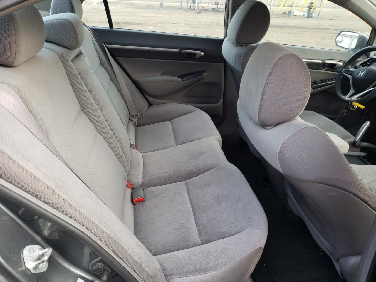 Photo 6 from auction – 2010 HONDA CIVIC EX with VIN 19XFA1F83AE040107