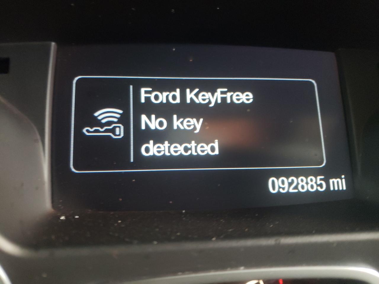 Photo 8 from auction – 2014 FORD ESCAPE TIT with VIN 1FMCU9J91EUE09753
