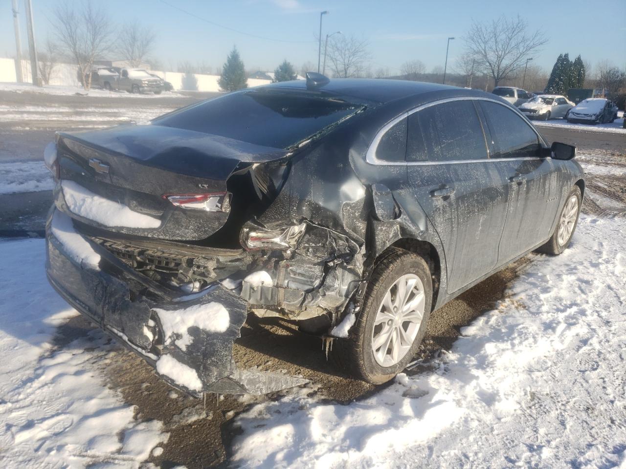 Photo 4 from auction – 2019 CHEVROLET MALIBU LT with VIN 1G1ZD5ST7KF164600