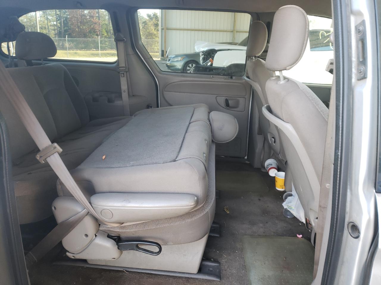 Photo 6 from auction – 2003 DODGE GRAND CARA with VIN 1D4GP243X3B287594