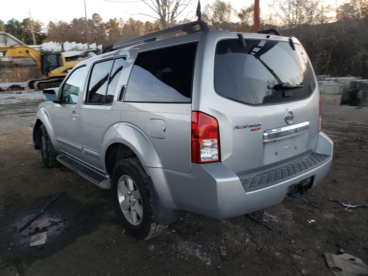 Photo 3 from auction – 2011 NISSAN PATHFINDER with VIN 5N1AR1NN5BC611255