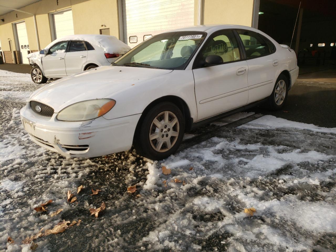 Photo 2 from auction – 2004 FORD TAURUS SE with VIN 1FAFP53224G163929