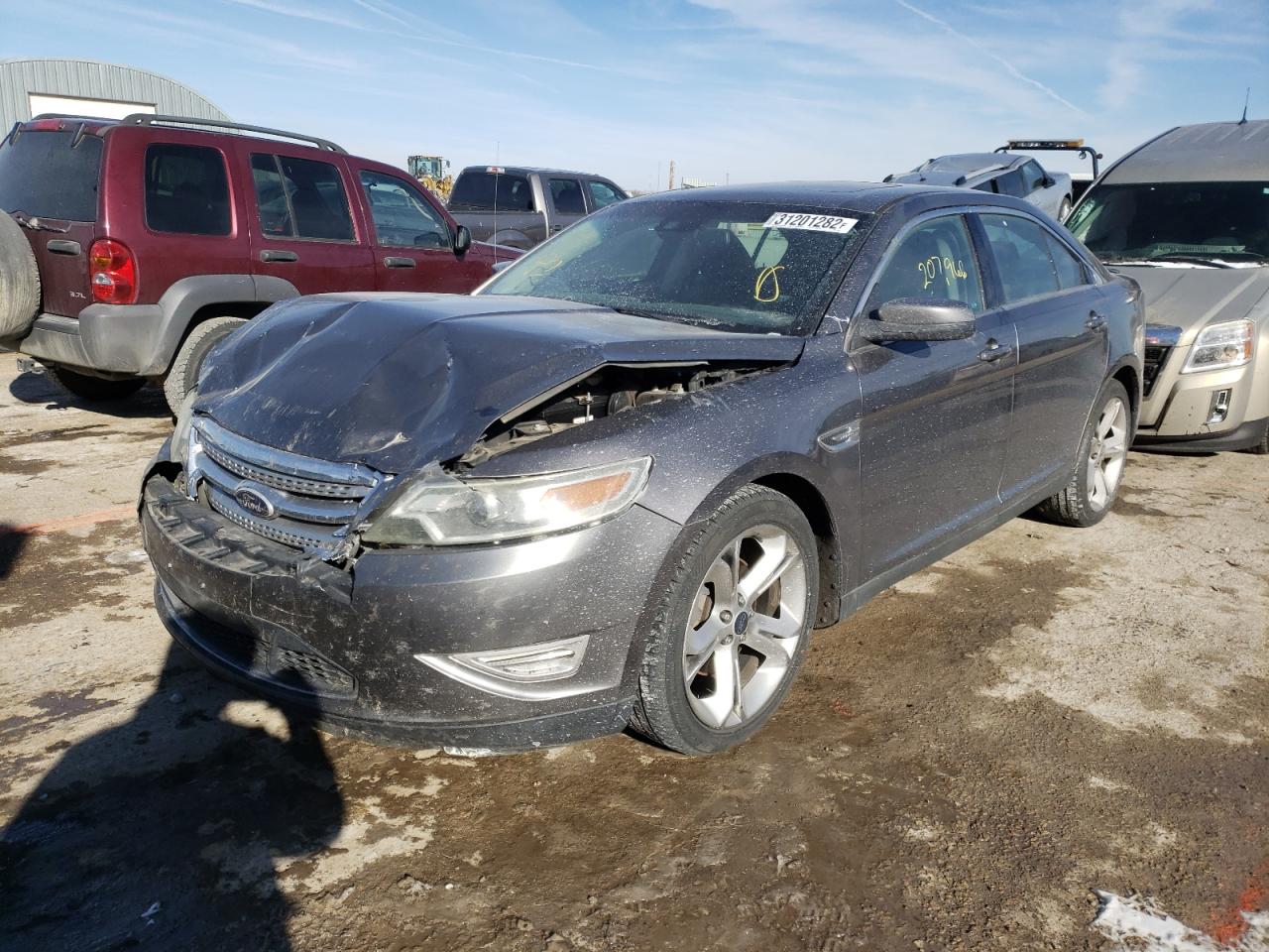 Photo 2 from auction – 2011 FORD TAURUS SHO with VIN 1FAHP2KT9BG117545