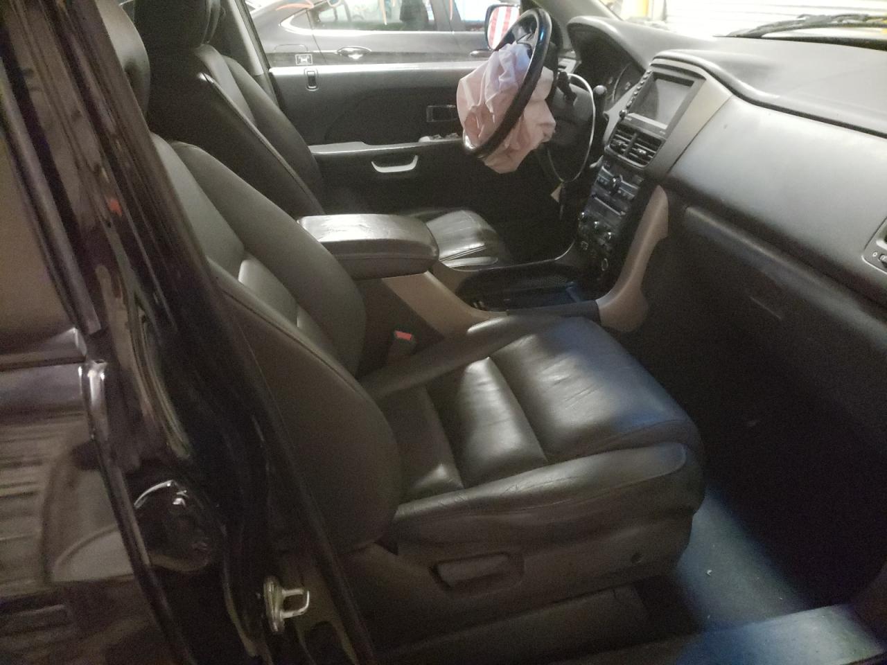 Photo 5 from auction – 2007 HONDA PILOT EXL with VIN 5FNYF28777B030395