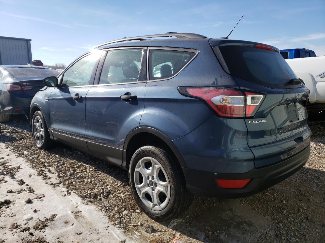 Photo 3 from auction – 2018 FORD ESCAPE S with VIN 1FMCU0F73JUA66182