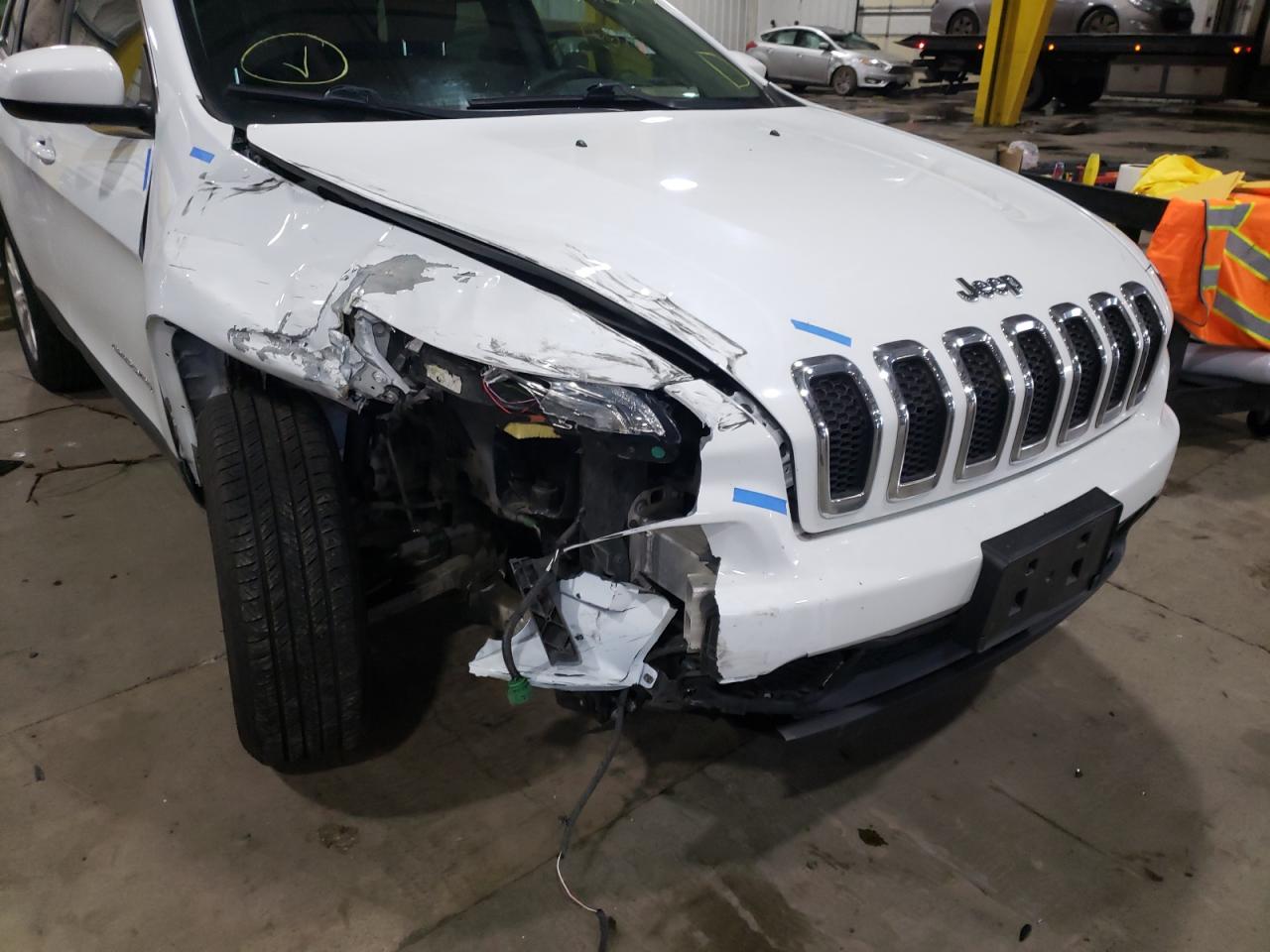 Foto 9 de la subasta – 2014 JEEP CHEROKEE L con VIN 1C4PJMCB2EW169974