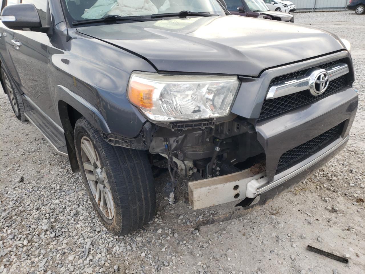 Photo 9 from auction – 2013 TOYOTA 4RUNNER SR with VIN JTEBU5JR1D5144815