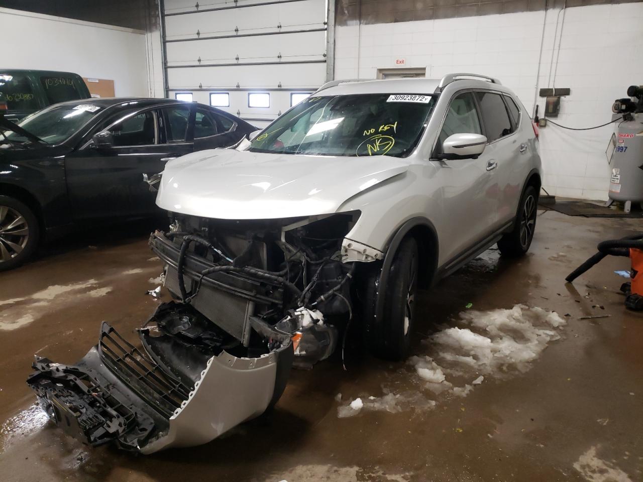 Photo 2 from auction – 2019 NISSAN ROGUE S with VIN 5N1AT2MVXKC798324
